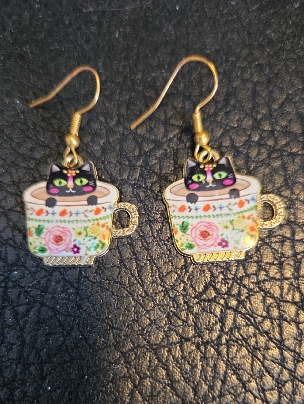 Adorable Whimsical Black Cat In Teacup Enamel/Gold-tone  Earring